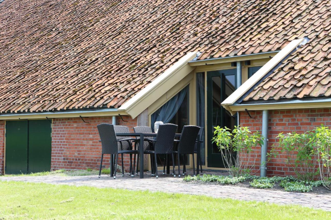 Hoogheem Erfgoed & Logies Nieuwolda-Oost Exterior foto